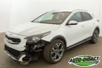 skadebil auto Kia Xceed 1.0 T-GDi Navi Camera Clima 2020/6