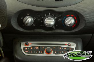 Renault Twingo 1.2 16V Airco Collection picture 7
