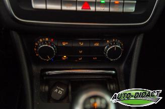 Mercedes A-klasse A160 Pano Navi Camera Airco picture 12