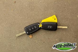 Hyundai I-30 1.5 Hybrid Automaat Navi Camera Clima picture 28