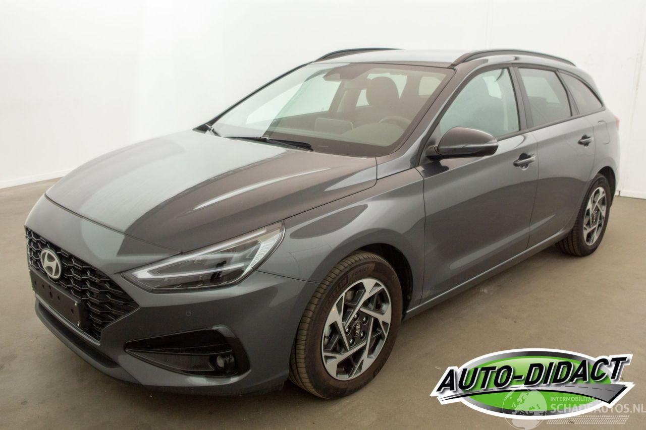 Hyundai I-30 1.5 Hybrid Automaat Navi Camera Clima