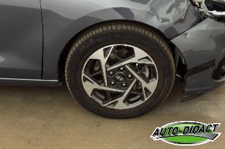 Hyundai I-30 1.5 Hybrid Automaat Navi Camera Clima picture 32