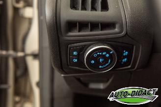 Ford Focus 1.5 TDCi 77.730 km Carpas Navi Airco Trend picture 15
