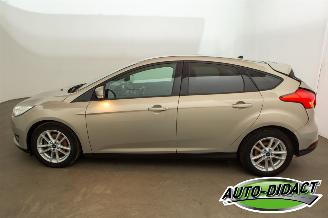 Ford Focus 1.5 TDCi 77.730 km Carpas Navi Airco Trend picture 41