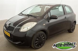 skadebil auto Toyota Yaris 1.3 VVT-i Airco Sol 2006/5
