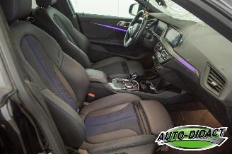BMW 2-serie 218i Automaat Digi Dash Navi M Sport picture 20