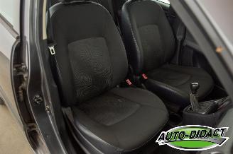 Hyundai I-10 1.1 i-Drive Airco Cool picture 17