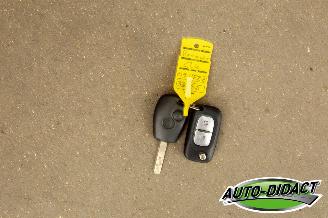 Renault Clio 1.2-16V Airco Special Rip Curl picture 25