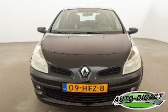 Renault Clio 1.2-16V Airco Special Rip Curl picture 30
