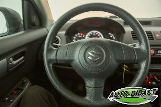 Suzuki Swift 1.3 Airco 91.452 km NAP Cool picture 5