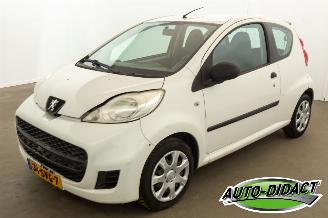 Avarii autoturisme Peugeot 107 1.0-12V Airco 2011/12