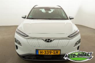 Hyundai Kona 64 kWh SOH 100% EV Comfort Camera Clima picture 33