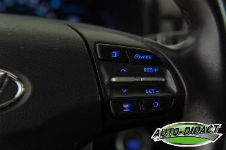 Hyundai Kona 64 kWh SOH 100% EV Comfort Camera Clima picture 16
