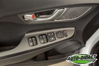 Hyundai Kona 64 kWh SOH 100% EV Comfort Camera Clima picture 13