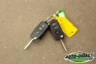 Volkswagen Golf 1.2 TSI BlueMotion Highline picture 26