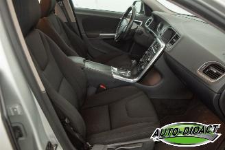 Volvo S-60 1.6 T4 Automaat Navi Clima picture 18