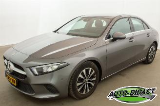 skadebil auto Mercedes A-klasse 200d Automaat Navi Clima Camera Business Line 2022/12