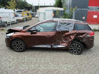 Renault Clio Clio IV Estate/Grandtour (7R) Combi 5-drs 0.9 Energy TCE 90 12V (H4B-4=
00(H4B-A4)) [66kW]  (01-2013/...) picture 6