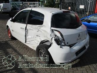 Renault Clio Clio III (BR/CR) Hatchback 1.2 16V 75 (D4F-764(D4F-E7)) [55kW]  (06-20=
05/12-2014) picture 4