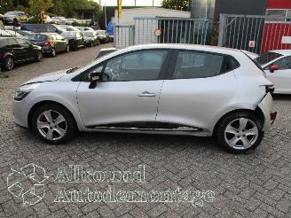 Renault Clio Clio IV (5R) Hatchback 5-drs 0.9 Energy TCE 90 12V (H4B-400(H4B-A4)) [=
66kW]  (11-2012/08-2021) picture 7
