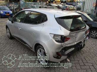 Renault Clio Clio IV (5R) Hatchback 5-drs 0.9 Energy TCE 90 12V (H4B-400(H4B-A4)) [=
66kW]  (11-2012/08-2021) picture 4