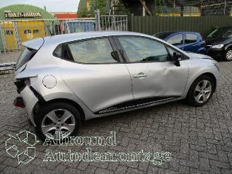 Renault Clio Clio IV (5R) Hatchback 5-drs 0.9 Energy TCE 90 12V (H4B-400(H4B-A4)) [=
66kW]  (11-2012/08-2021) picture 6
