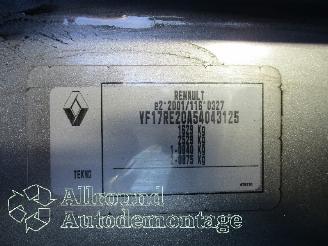 Renault Clio Clio IV Estate/Grandtour (7R) Combi 5-drs 0.9 Energy TCE 90 12V (H4B-4=
08(H4B-B4)) [66kW]  (01-2013/08-2021) picture 13