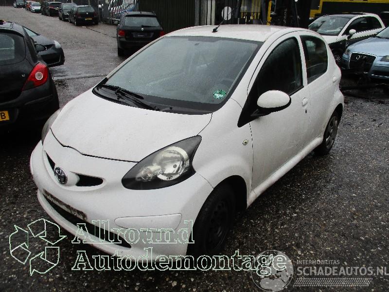 Toyota Aygo Aygo (B10) Hatchback 1.0 12V VVT-i (1KR-FE) [50kW]  (07-2005/05-2014)