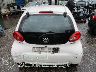 Toyota Aygo Aygo (B10) Hatchback 1.0 12V VVT-i (1KR-FE) [50kW]  (07-2005/05-2014) picture 6