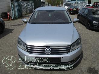Volkswagen Passat Passat (3G2) Sedan 2.0 TDI 16V 150 (CRLB) [110kW]  (11-2014/03-2024) picture 5