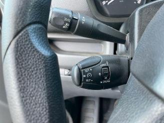 Peugeot Expert Kasten Premium L2 Tempomat / Klima / AHK picture 20