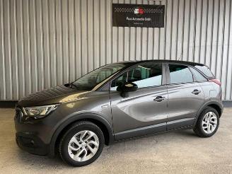 Tweedehands auto Opel Crossland (X) Edition Autom / R-Kamera / AHK 2019/6