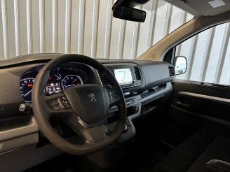 Peugeot Expert Premium Plus TwinCab Autom / 6Sitzer / L3 picture 10