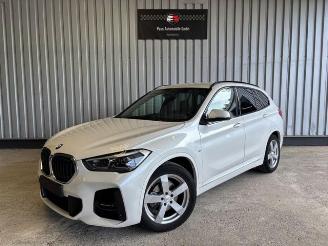 BMW X1 sDrive 18 d M Sport LED / Navigation picture 2