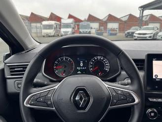 Renault Clio V Experience Navigation / LED picture 18