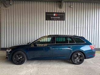 Skoda Superb Combi Style iV Panorama / Voll-Leder picture 3