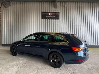 Skoda Superb Combi Style iV Panorama / Voll-Leder picture 4