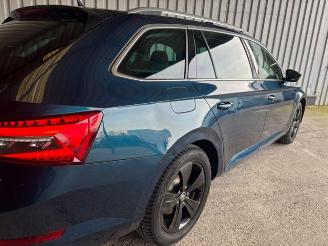 Skoda Superb Combi Style iV Panorama / Voll-Leder picture 10