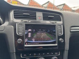 Volkswagen Golf VII Lim. GTD Panorama / Sound-System picture 15