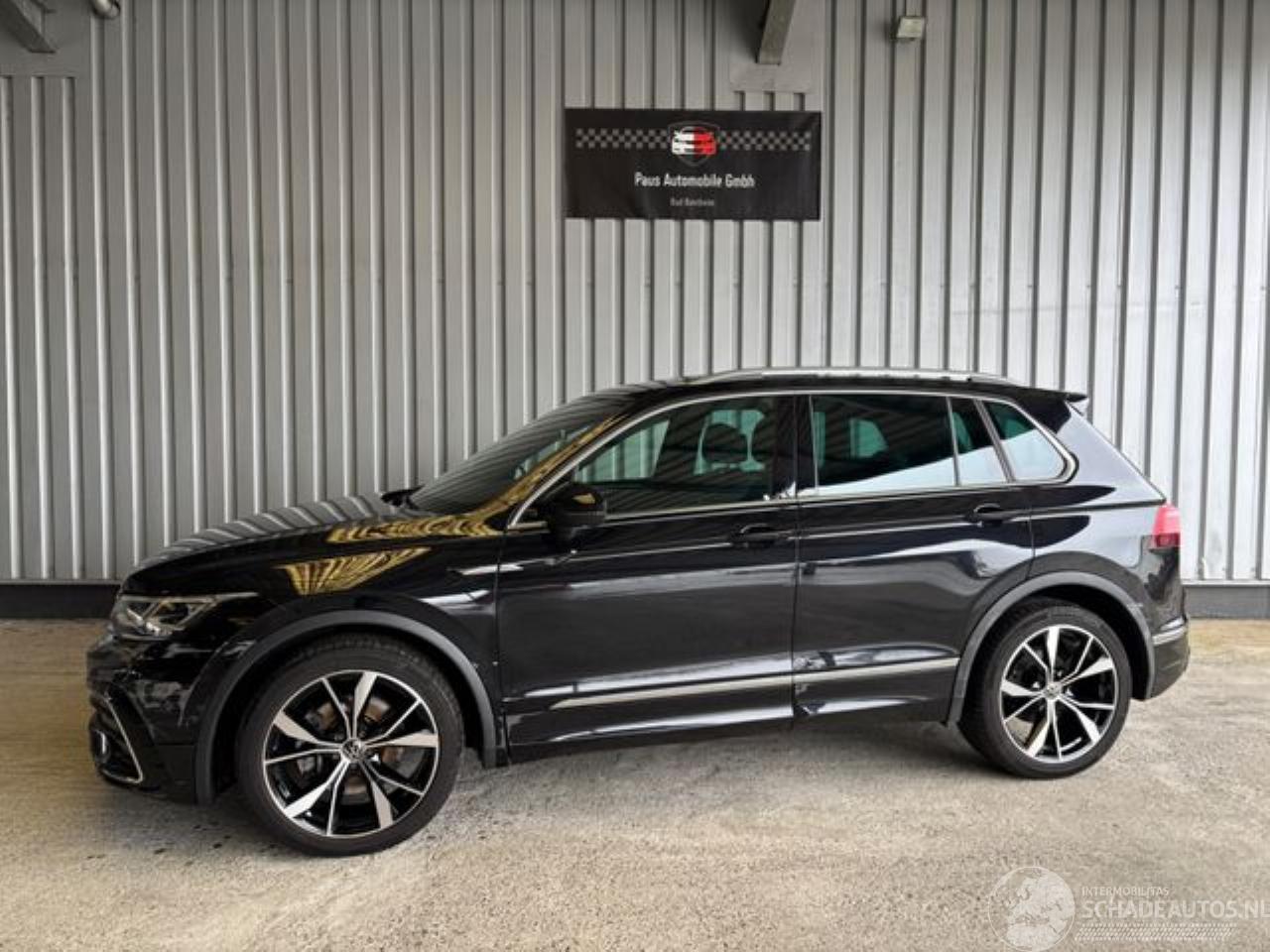 Volkswagen Tiguan R-Line 2.0 TSI 4Motion DSG / Panorama