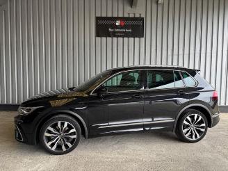 skadebil auto Volkswagen Tiguan R-Line eHybrid Panorama / Voll Leder 2021/12