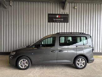 Volkswagen Caddy Life 2.0 TDI 5-Sitzer / DSG / Navigation picture 3