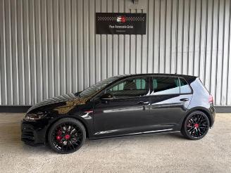 krockskadad bil auto Volkswagen Golf VII Lim. GTI Performance DSG 2019/8