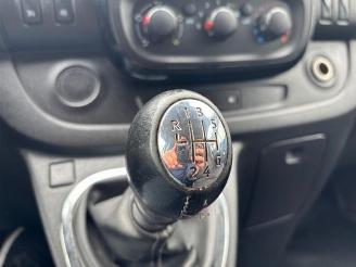 Opel Vivaro B Combi L2H1 9-Sitzer Lang picture 18
