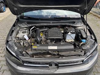 Volkswagen Polo VI 1.0 TSI Comfortline DSG / Navigation picture 15