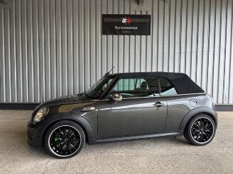 Tweedehands auto Mini Cooper S Cabrio Automatic / Navigation 2010/10