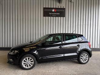 skadebil auto Volkswagen Polo V 1.2 TSI Lounge BMT Navigation / 1e Hand 2016/4