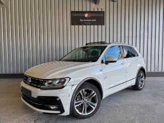 Volkswagen Tiguan Highline R-Line 4Motion DSG / Panorama picture 2