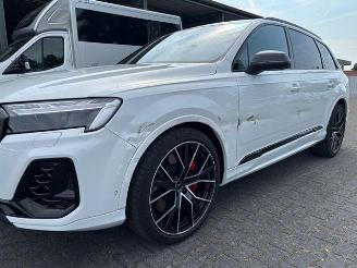 Audi SQ7 4.0 TFSI Quattro Pano / Soft - Close / VOLLL picture 25