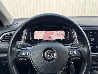 Volkswagen T-Roc 1.5 TSI R-Line IQ.DRIVE DSG / LED picture 14